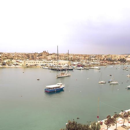 Strand Mansions Sliema Exterior foto